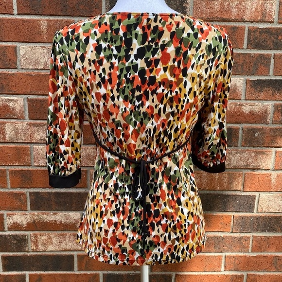 Geometric Earth Tone Top by Petite Sophisticate - Picture 5 of 11